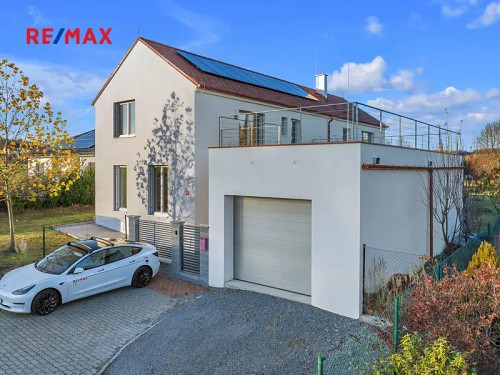 Prodej domu 213 m², pozemek 1614 m²