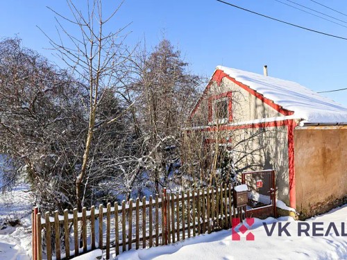 Prodej chaty 33 m², pozemek 122 m²