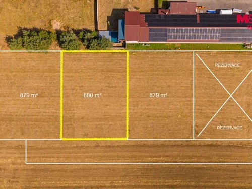 Prodej stavebního pozemku 880 m²