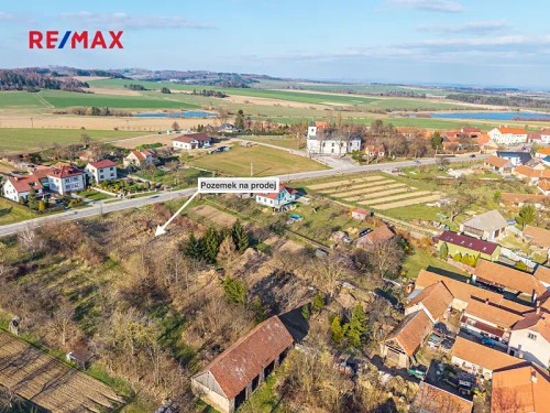 Prodej stavebního pozemku 1755 m²