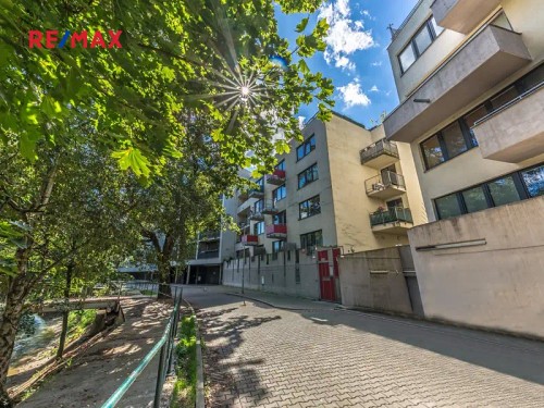 Prodej bytu 2+kk 70 m²