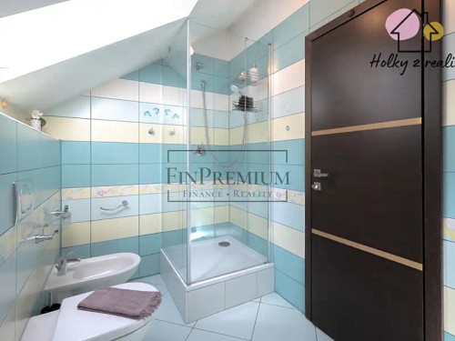 Prodej domu 354 m², pozemek 899 m²