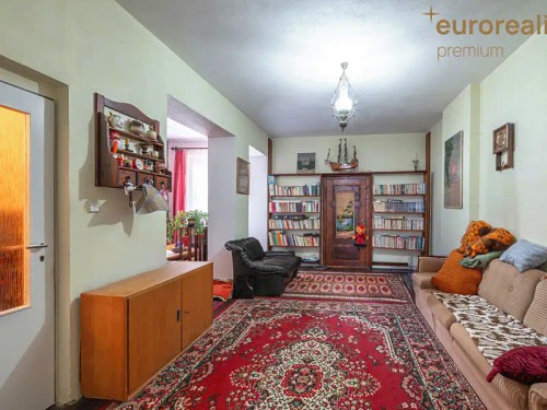 Prodej domu 380 m², pozemek 615 m²