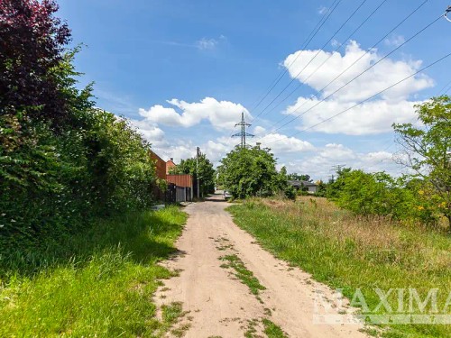 Prodej stavebního pozemku 890 m²