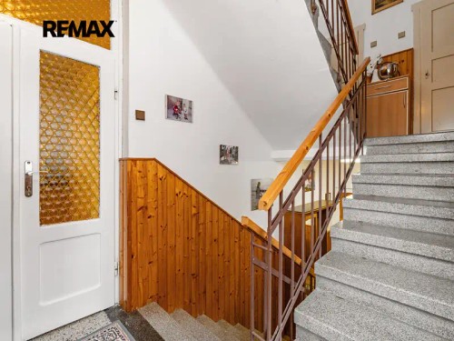 Prodej domu 328 m², pozemek 758 m²