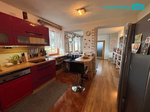 Prodej domu 450 m², pozemek 1562 m²