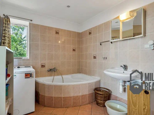 Prodej domu 180 m², pozemek 1758 m²