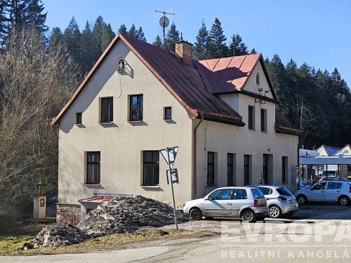 Prodej domu 287 m², pozemek 462 m²