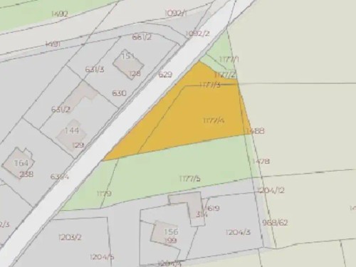 Prodej stavebního pozemku 1390 m²