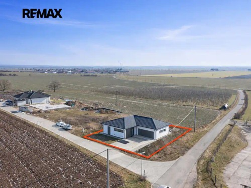 Prodej stavebního pozemku 839 m²