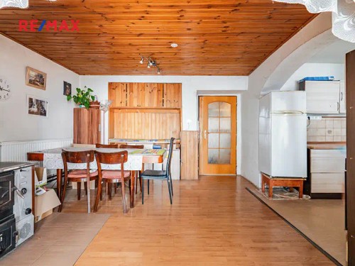 Prodej domu 350 m², pozemek 1401 m²