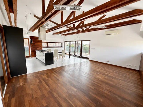 Prodej domu 317 m², pozemek 832 m²
