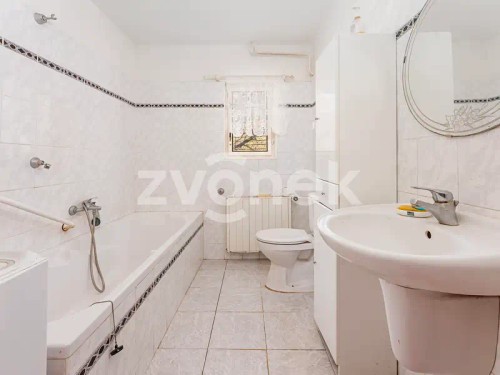 Prodej domu 180 m², pozemek 4039 m²