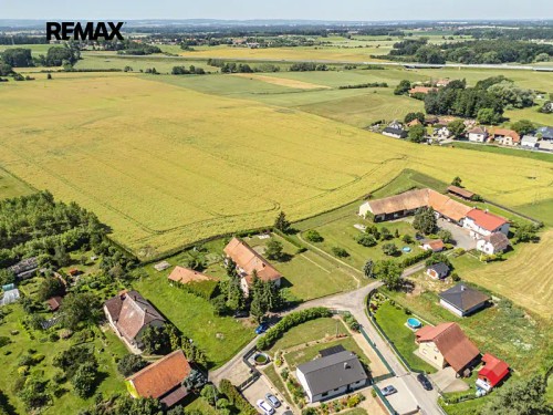 Prodej stavebního pozemku 1064 m²