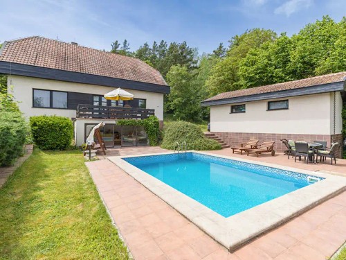 Prodej domu 145 m², pozemek 5188 m²