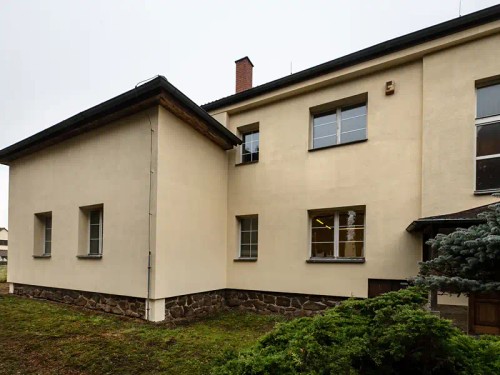 Prodej domu 878 m², pozemek 1752 m²