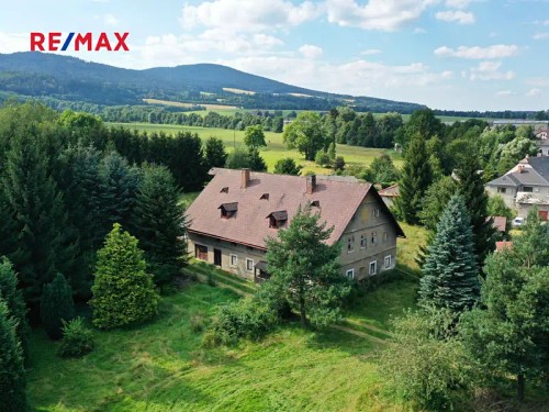 Prodej stavebního pozemku 4074 m²