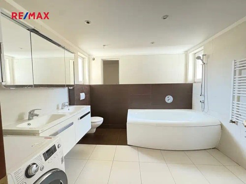 Prodej bytu 5+1 126 m²