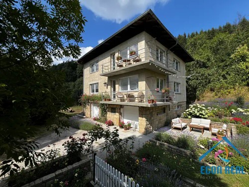 Prodej domu 300 m², pozemek 2815 m²