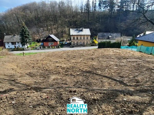 Prodej stavebního pozemku 1493 m²