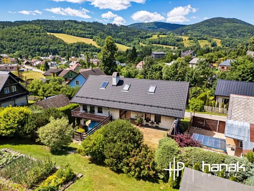 Prodej domu 277 m², pozemek 3924 m²