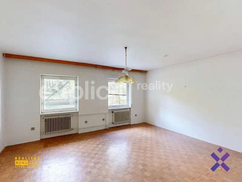 Prodej domu 322 m², pozemek 1048 m²