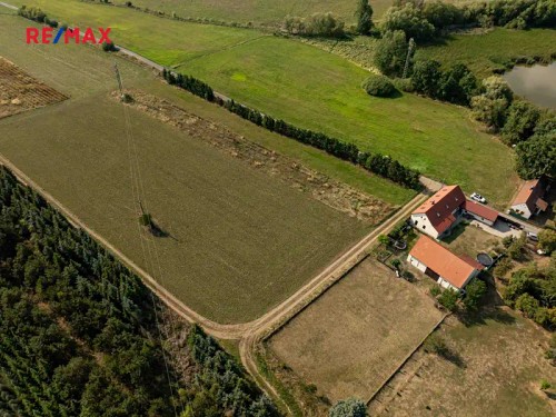 Prodej stavebního pozemku 1147 m²