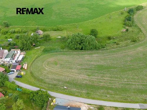 Prodej stavebního pozemku 1867 m²