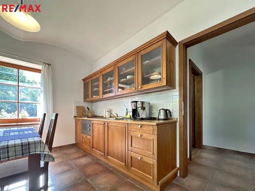 Prodej chalupy 800 m², pozemek 1904 m²