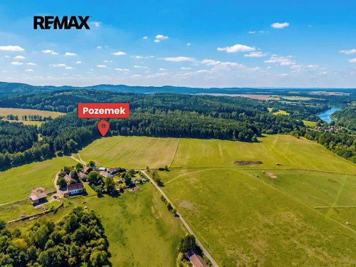Prodej stavebního pozemku 1262 m²
