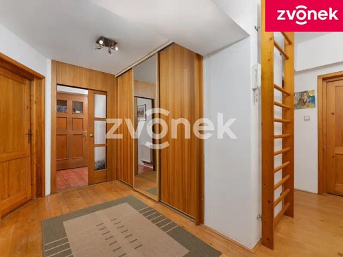 Prodej domu 312 m², pozemek 1183 m²