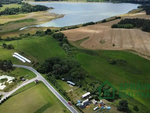 Prodej stavebního pozemku 1840 m²