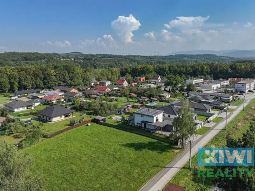 Prodej stavebního pozemku 1000 m²