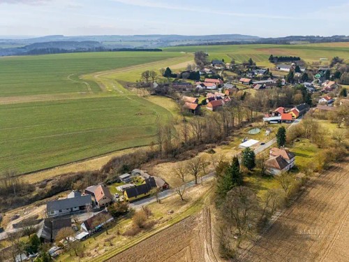 Prodej stavebního pozemku 2030 m²