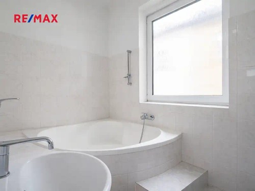 Prodej bytu 2+1 56 m²