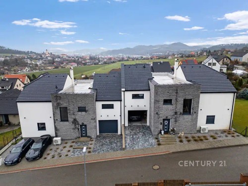 Prodej domu 300 m², pozemek 800 m²