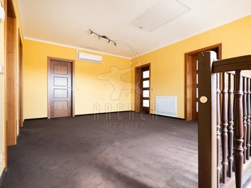 Prodej domu 308 m², pozemek 1226 m²