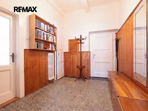 Prodej domu 385 m², pozemek 199 m²