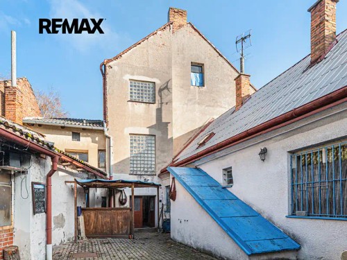 Prodej domu 382 m², pozemek 521 m²