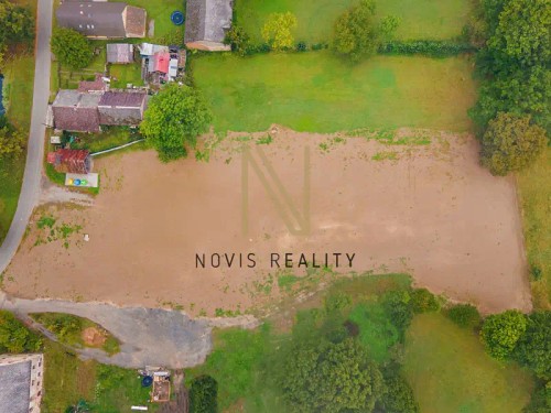 Prodej stavebního pozemku 906 m²