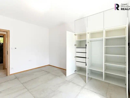 Prodej domu 200 m², pozemek 900 m²