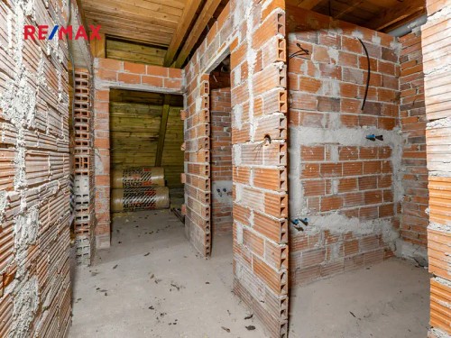 Prodej domu 533 m², pozemek 2105 m²