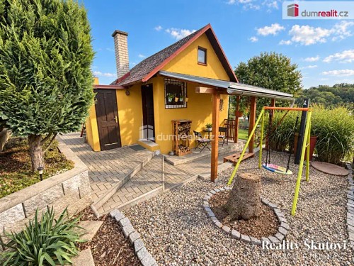 Prodej chaty 25 m², pozemek 383 m²