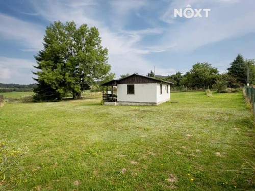 Prodej stavebního pozemku 1694 m²