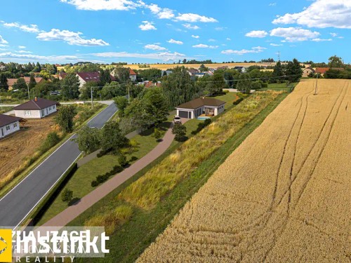 Prodej stavebního pozemku 1975 m²