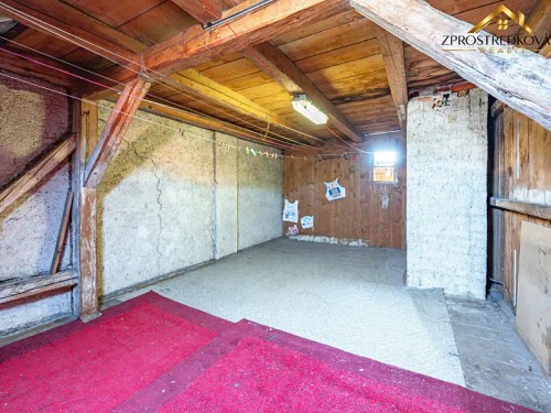 Prodej domu 250 m², pozemek 382 m²