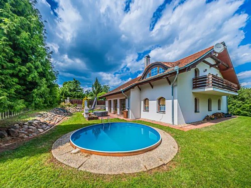 Prodej domu 370 m², pozemek 1856 m²