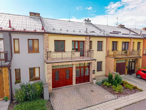 Prodej domu 251 m², pozemek 495 m²