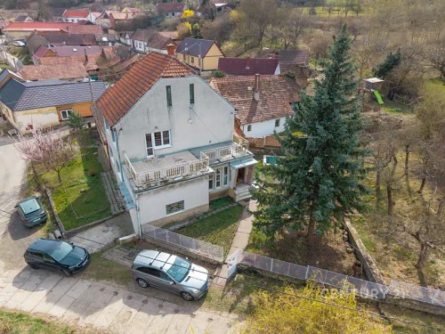 Prodej domu 310 m², pozemek 563 m²