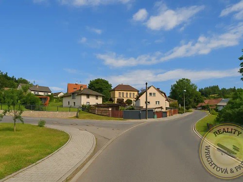 Prodej stavebního pozemku 969 m²